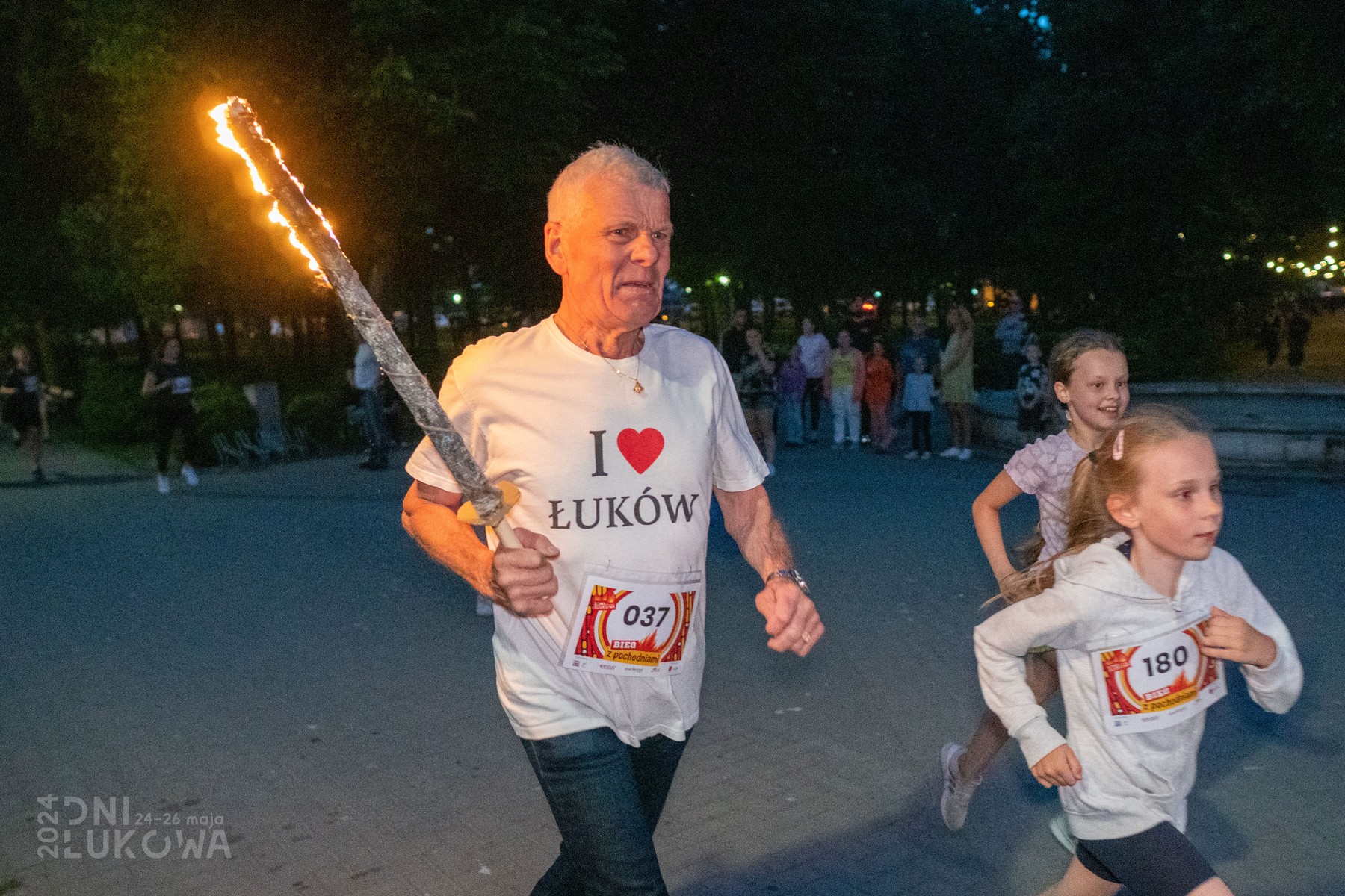 Ponad 350 osób na Biegu z Pochodniami!